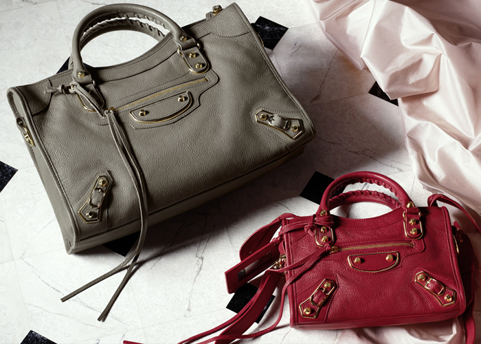 Louis Vuitton Monogram outlet